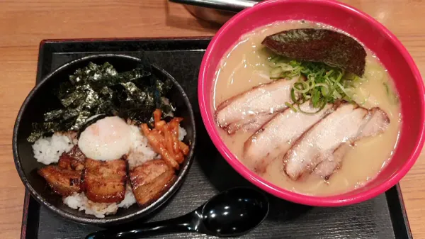 Ramen Taro Sannomiya Honten 사진 2