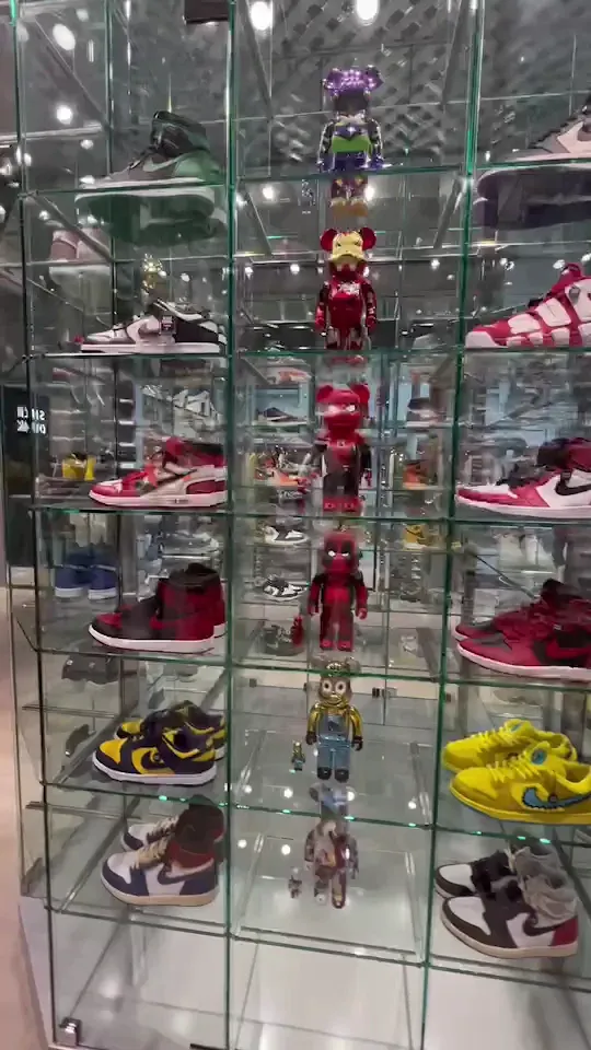 SNKRDUNK OSAKA MINAMIHORIE 사진 2