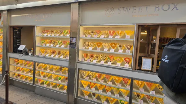 Sweet Box Crepes 原宿店の写真5