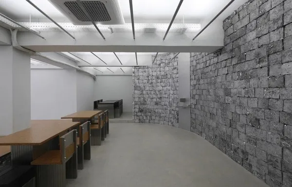 점점점점점점