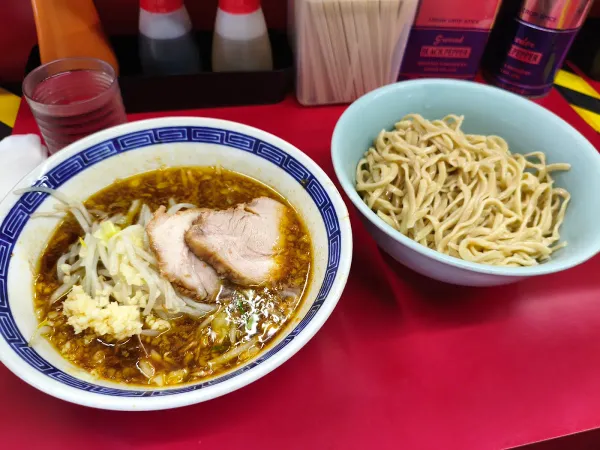 라멘 지로 나카야마에키마에점 사진 3