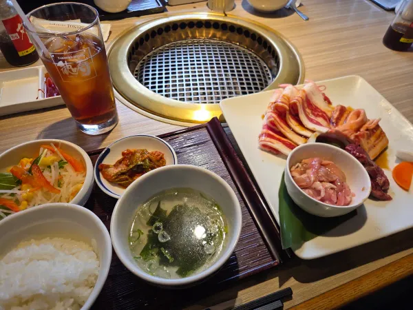 焼肉徳寿豊平店 사진 4