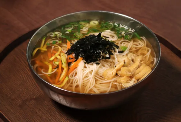 명품잔치국수