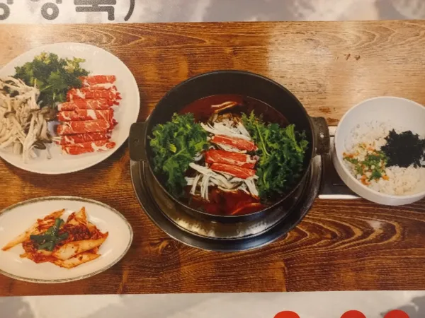 평창도토리버섯매운칼국수