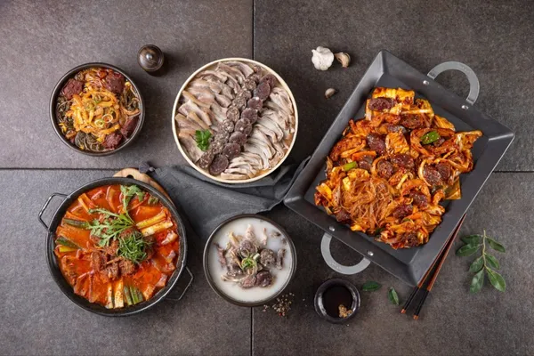 백가네토종순대국