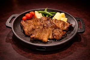 サモ食堂