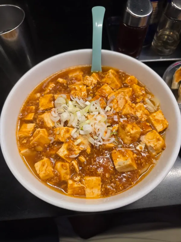 中華手打拉麺 馬賊 浅草本店の写真3