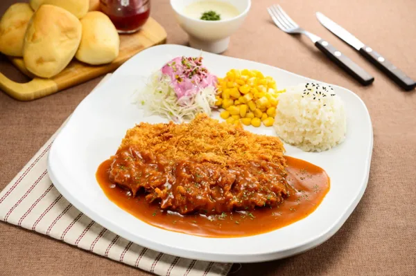 브라운돈까스 강남구청역점 사진 2