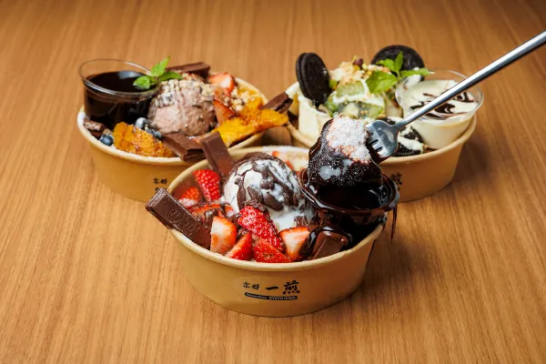 카페 & 디저트 교토잇센 교토에키마에점