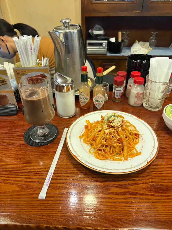 Coffee & tobaccoの写真4