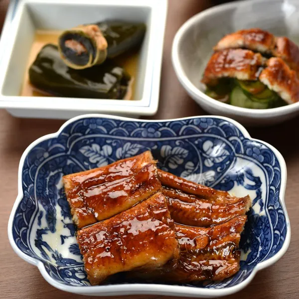 炭焼鰻 土井活鰻 伏見稲荷本店の写真2