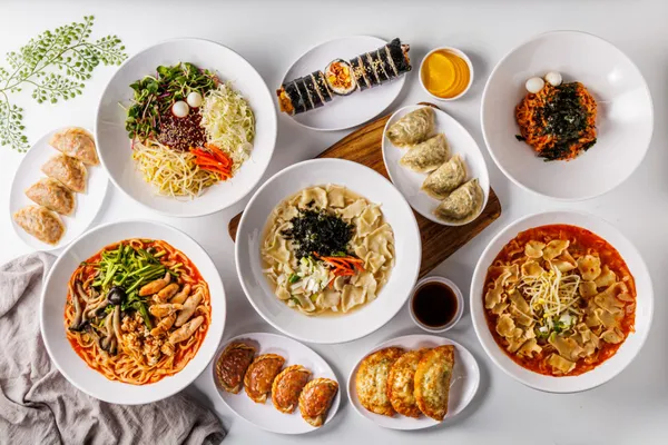 인계동 언니만두 & 칼국수 수원시청역본점