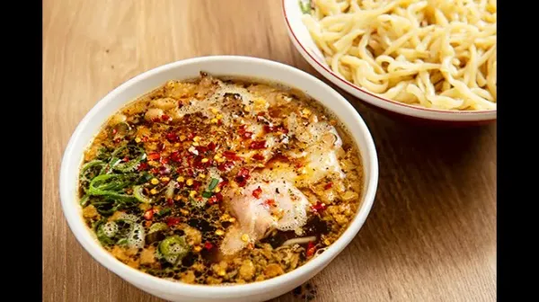 ラー麺・陽はまた昇る 伏見稲荷駅前本店の写真4