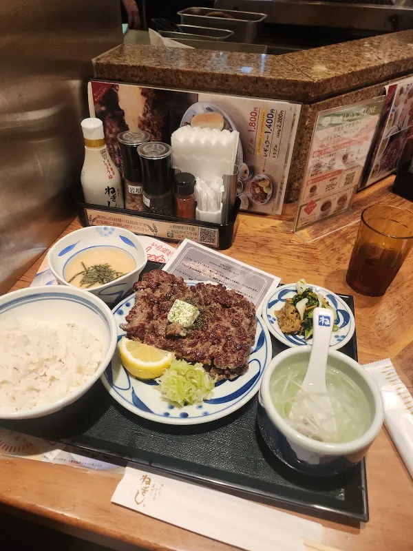 牛たんとろろ麦めし ねぎし 上野駅前B1店の写真4