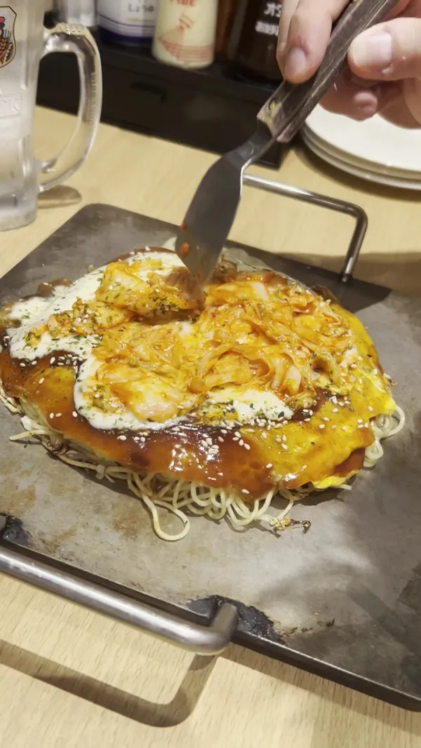 広島お好み焼き 鉄板酒場 やきとら 사진 2