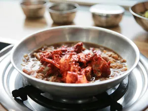 Sinchon Gisa Sikdang