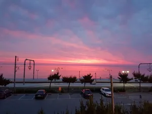 Sun Cafe