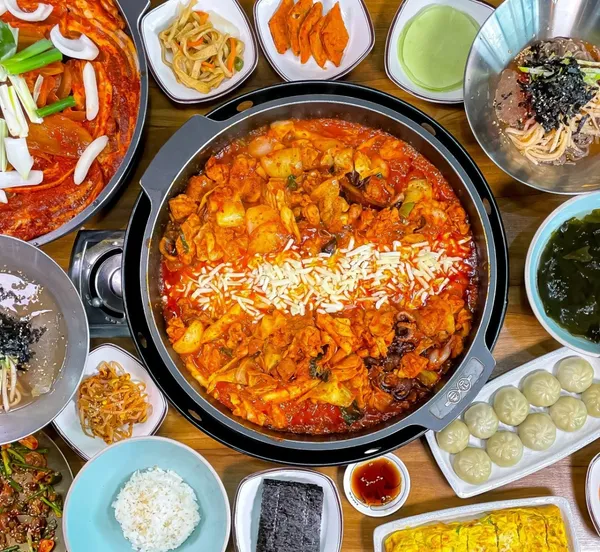 강촌식당 독산점