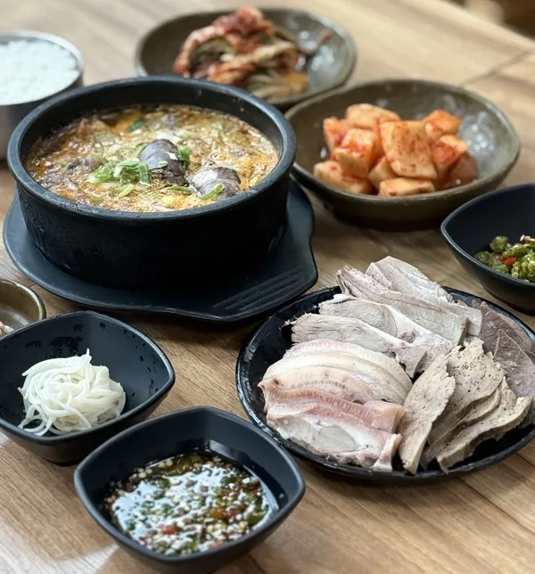 부자순대국밥