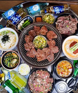 Sinchon Seoseo Galbi Suyu Main Branch