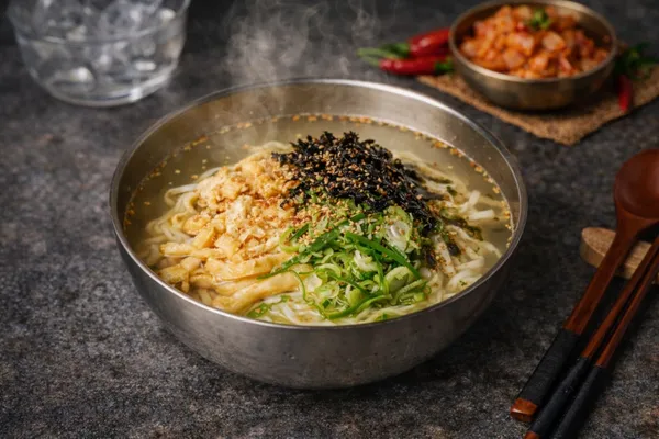 얼큰이칼국수
