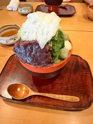 萬御菓子誂處 樫舎(かしや)