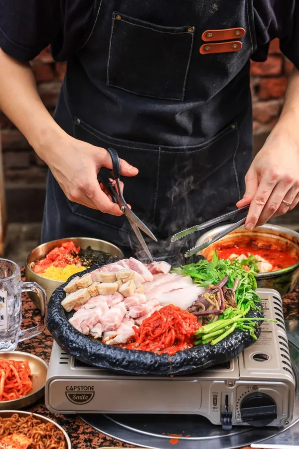 뚝방뚱돼지 용산점
