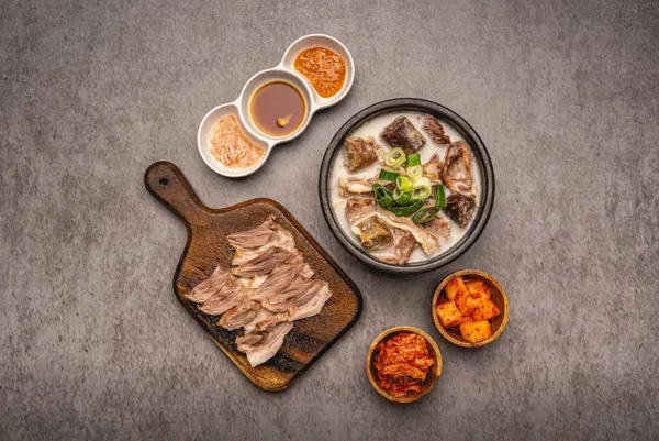 정돈 도마수육 순대국 본점