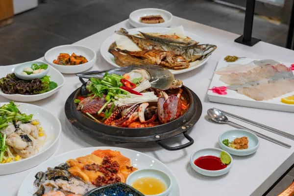궁중해물탕 조씨집 대연본점