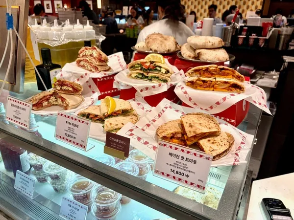 파작 신세계 강남