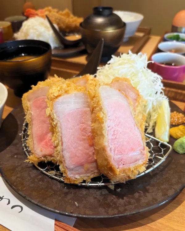 大須とんかつ わだ福の写真3