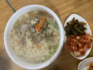 Ssangnyeong Son Kalguksu