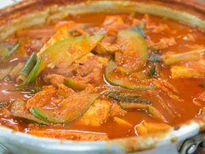 Eomma-ne Dwaeji Jjigae