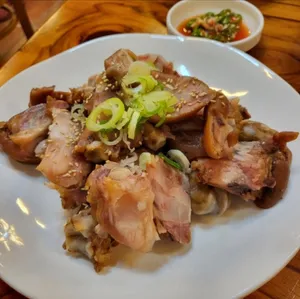 Yangpyeong Kalguksu