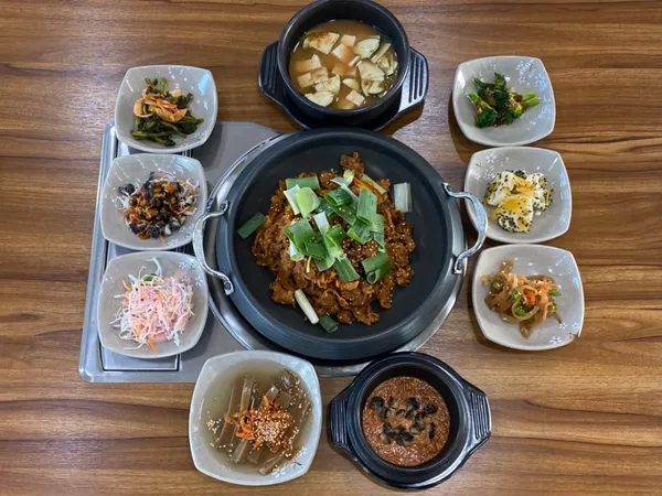 선창우렁쌈밥