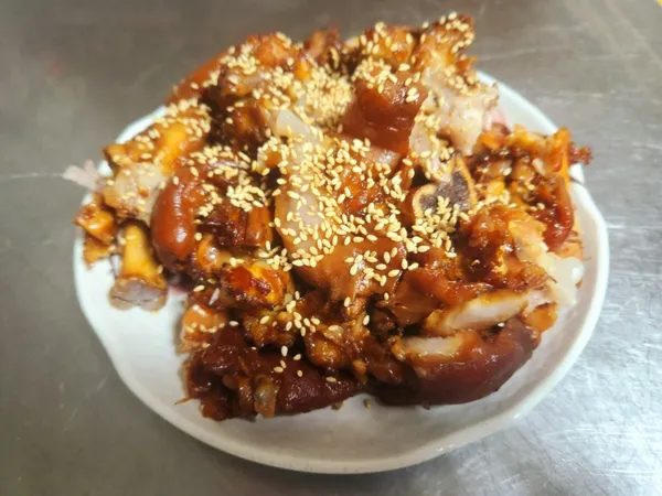 마당발왕족발보쌈 사진 2