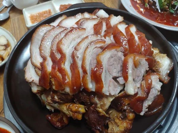 Madangbal Wangjokbal Bossam