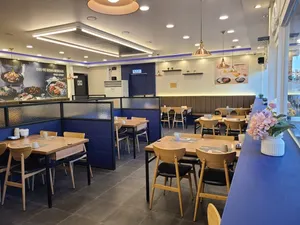 유명환명품족발 봉담본점
