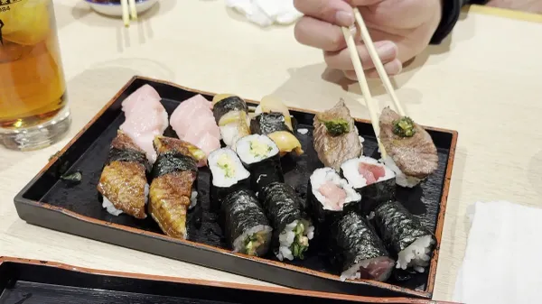 사카에스시 미츠테라점 사진 2