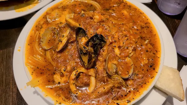 IVO ホームズパスタ 新宿店 사진 2