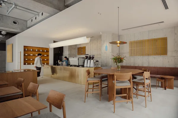 Blue Bottle Coffee Shinsaibashi Cafe