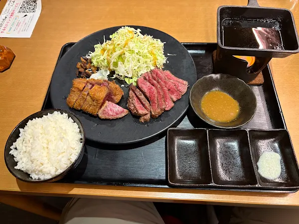 北海道プレミアム黒毛和牛 ステーキ丼&牛かつ ふしみ 사진 4