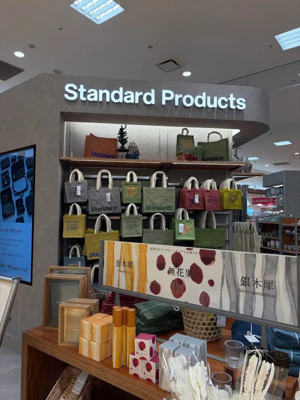 Standard Products Lachic Fukuoka Tenjin store 사진 3
