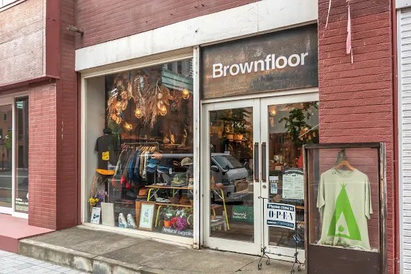 Brownfloor clothing