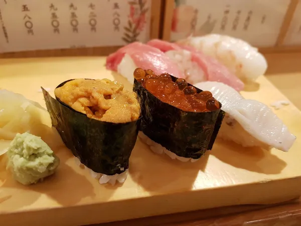 鮨処 西鶴 五条店の写真2