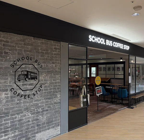 SCHOOL BUS COFFEE STOP NAMBA PARKS 사진 3