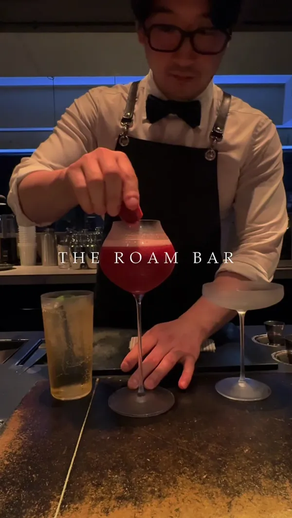 THE ROAM BAR 사진 2