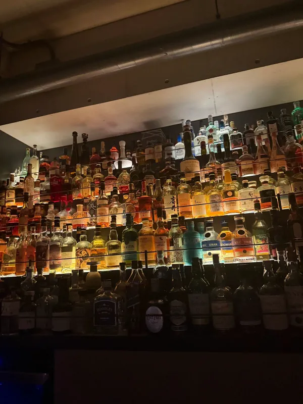THE ROAM BAR 사진 3