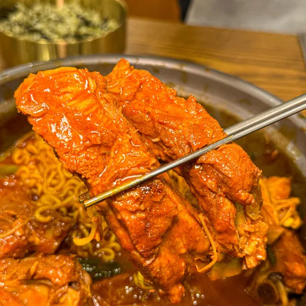 앞산큰골집 대전둔산점 사진 5