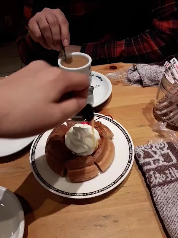 코메다 커피 사카에 산초메점 사진 2